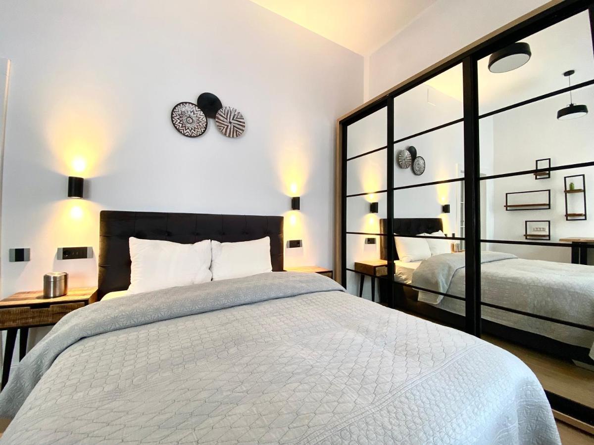 10 Council Square Apartman Brassó Kültér fotó