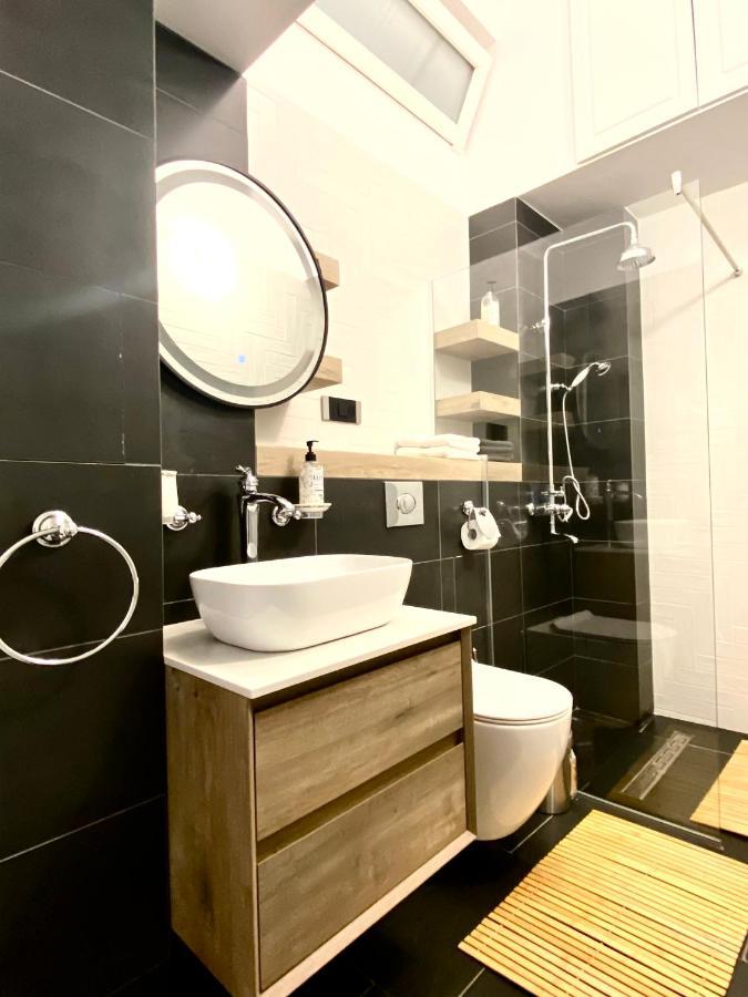 10 Council Square Apartman Brassó Kültér fotó