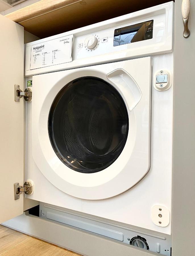 10 Council Square Apartman Brassó Kültér fotó
